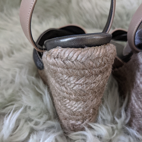 Brunello Cucinelli Leather Wedge Sandal. - Picture 8 of 15